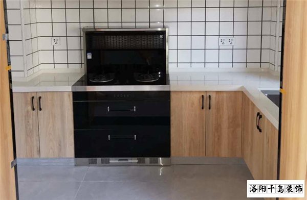 集成一體灶，節(jié)能省空間